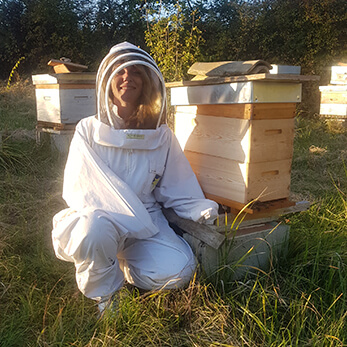 Lucile apicultrice française