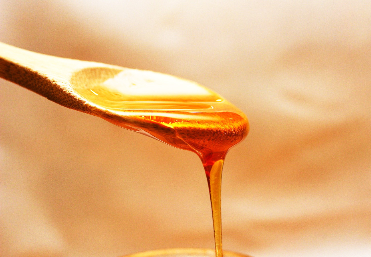 Rendre liquide un miel cristallisé sans impacter ses vertus - Miel et une  Douceurs